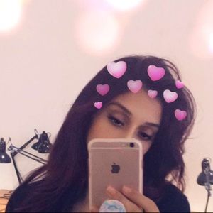 Meet your Posher, Charisma